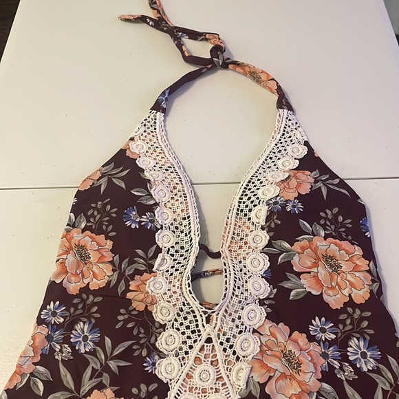 Kona Sol Swim Suit Large - Picture 5 of 11